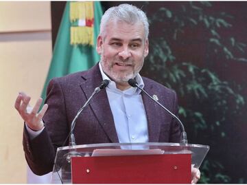 Gobernador de Michoacán exige investigar antecedentes de alcaldesa de Coalcomán; pide que renuncie a su cargo