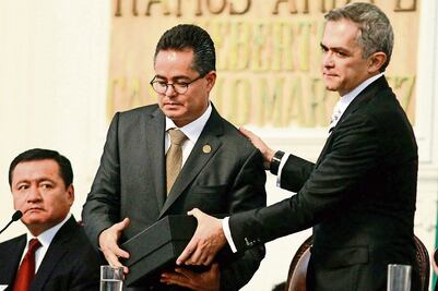 Pide MAM al gobierno federal no ahorcar CDMX