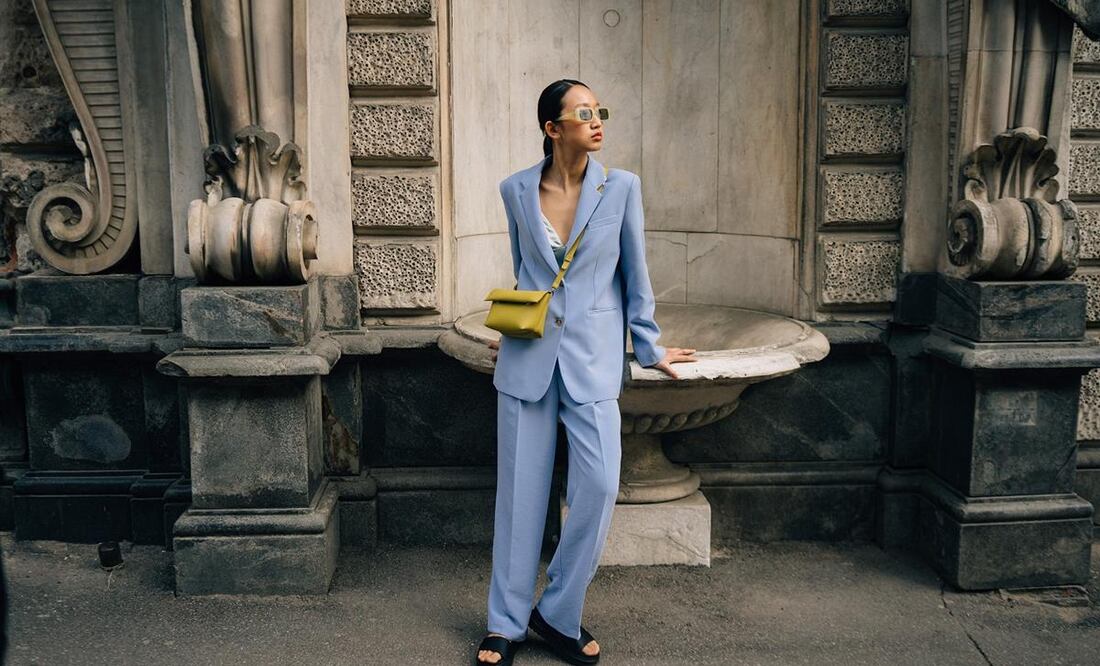 Algunos consejos de estilo pueden ayudar a sumar más color a nuestros outfits. Foto: Pexels