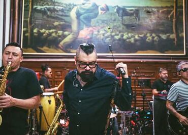 Dr. Shenka no iba a ser el cantante de Panteón Rococó; quería ser el guitarrista: "mi ilusión no era cantar"