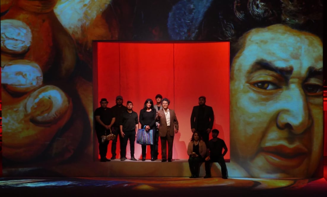 Aspectos de la obra "La marcha de Siqueiros". Fotos: Teatros CDMX