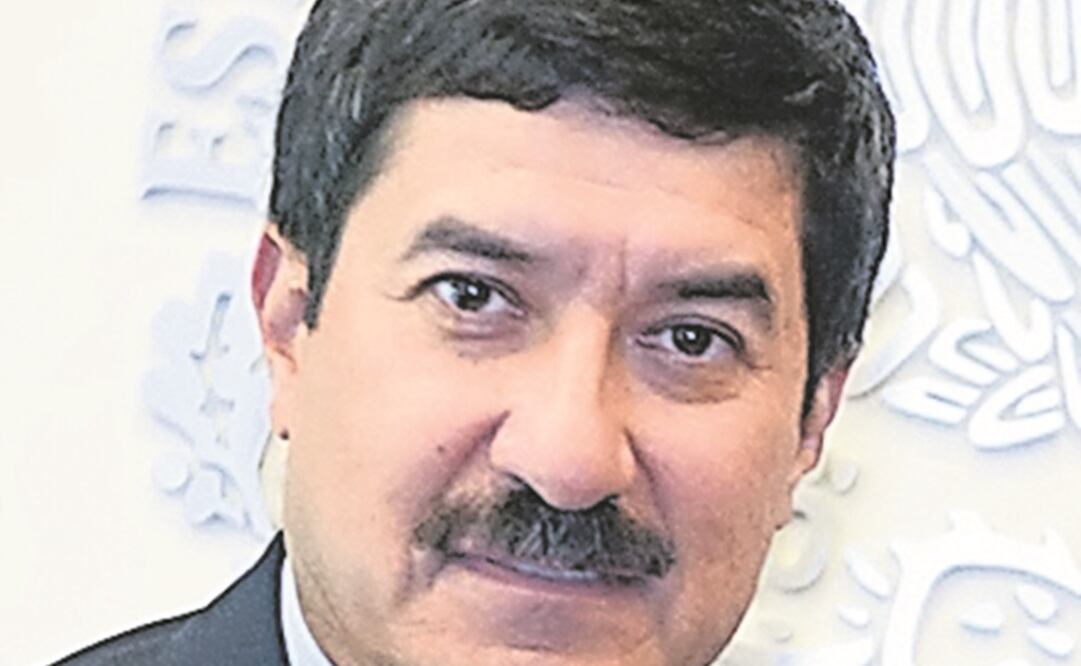 Corral, mal gobernador y peor golfista