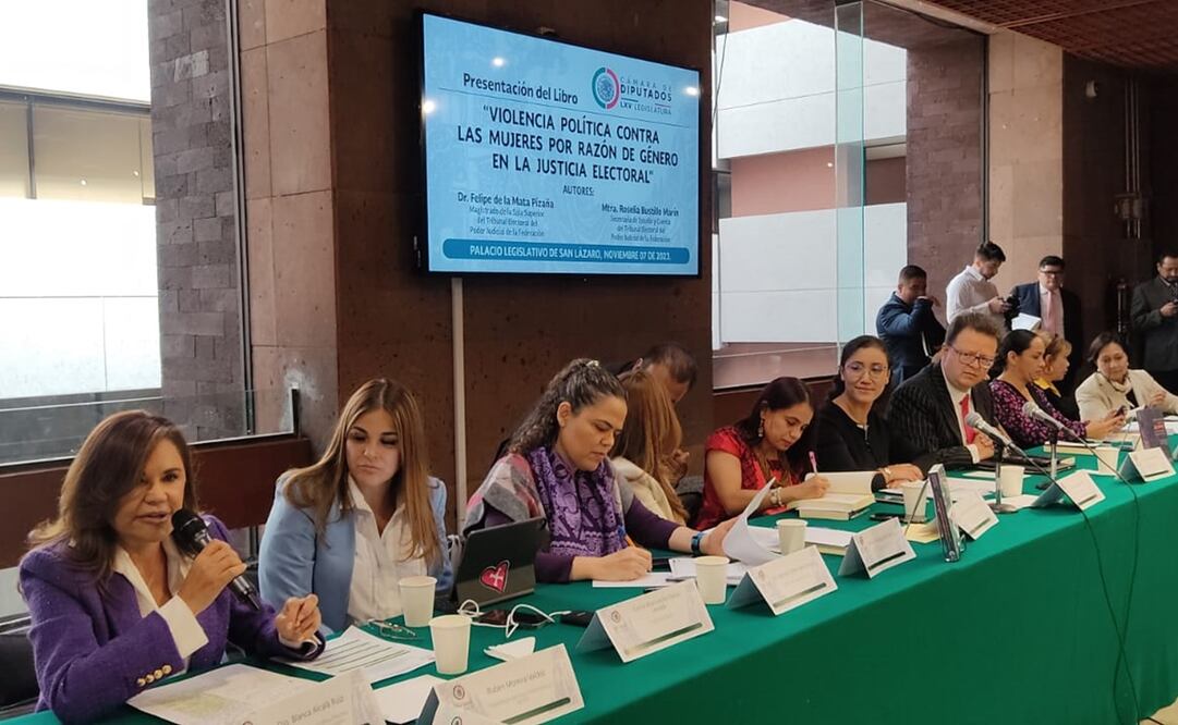 Presentación del libro: "Violencia política contra las mujeres por razón de género en la justicia electoral". Foto: Especial