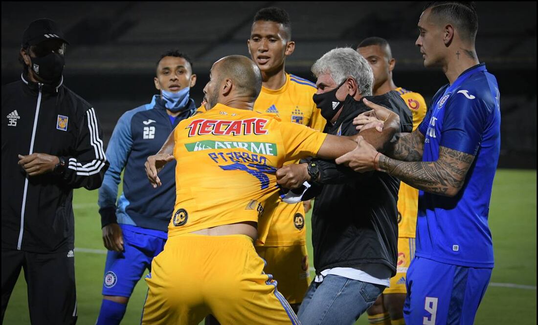 Así fue como Guido Pizarro retó a golpes a Siboldi