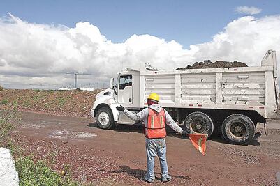 Activistas alistan frente contra el NAICM