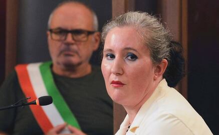 Dan cadena perpetua a madre que dejó morir de hambre a su hija de 18 meses en Italia