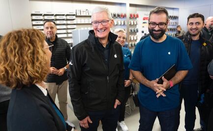 Tim Cook deja Apple tras 15 años y cede el mando a John Ternus