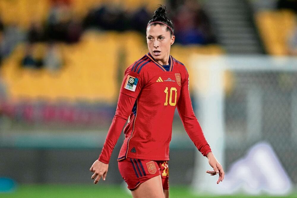 Directivos niegan presiones sobre Jennifer Hermoso