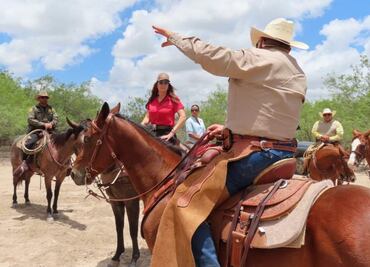 Ronald Johnson celebra reapertura de fronteras al ganado mexicano; destaca colaboración para erradicar al gusano barrenador
