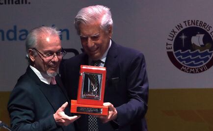 Las pantallas no deben derrotar a los libros: Mario Vargas Llosa