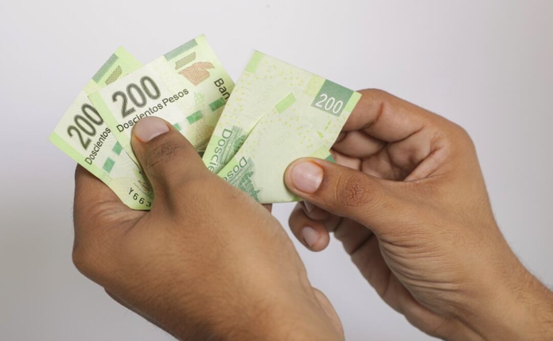 El aguinaldo es un derecho irrenunciable de los trabajadores y debe recibirse a más tardar el 20 de diciembre - Foto: Yadín Xolalpa/EL UNIVERSAL