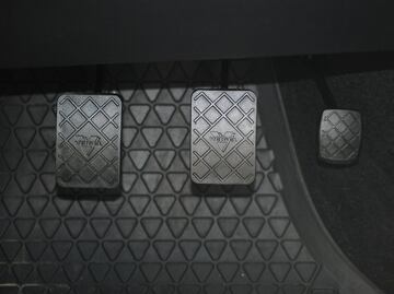 Razones por las que se jalonea un auto al acelerar