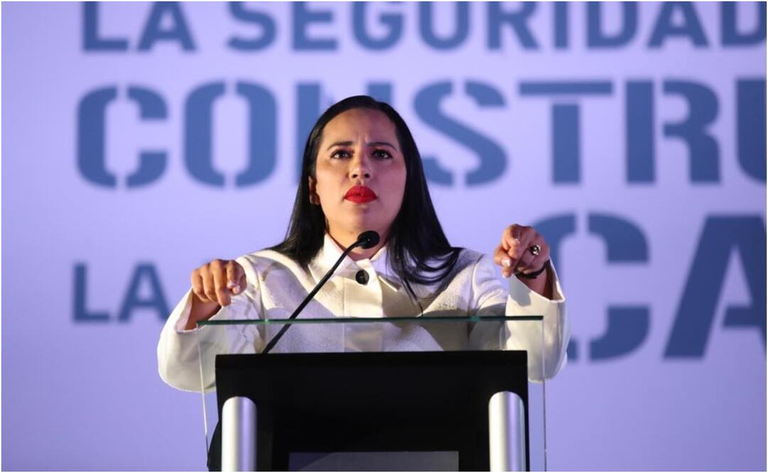 En un mitin en la explanada de la alcaldía Cuauhtémoc, la alcaldesa Sandra Cuevas se destapa como aspirante a competir por la jefatura de gobierno. Foto: Especial