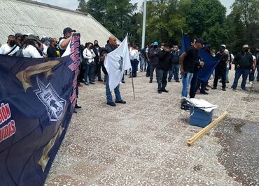 Marchan expolicías federales; acusan falta de pago de SSPC por indemnizaciones