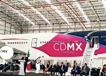 Por todo lo alto, gobierno promueve marca CDMX
