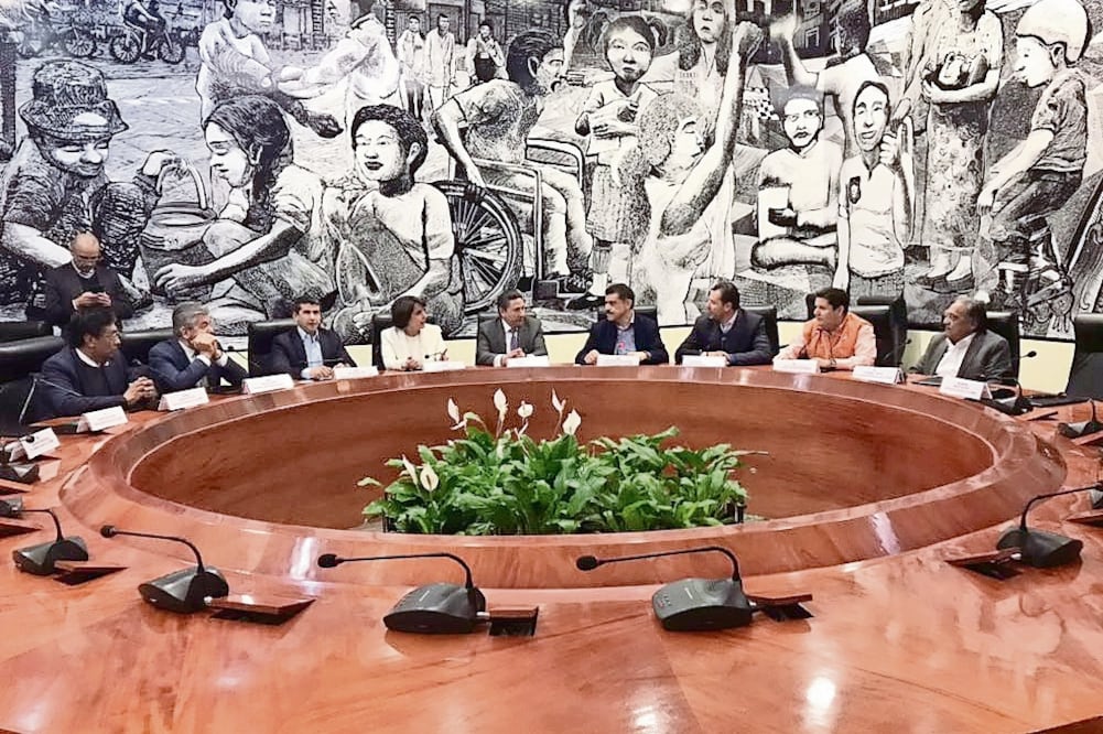 Al mediodía de este lunes, los dirigentes de los partidos se reunieron a puerta cerrada, por más de una hora, con Patricia Mercado y el consejero presidente del Instituto Electoral de la Ciudad de México (IECM), Mario Velázquez (ESPECIAL)