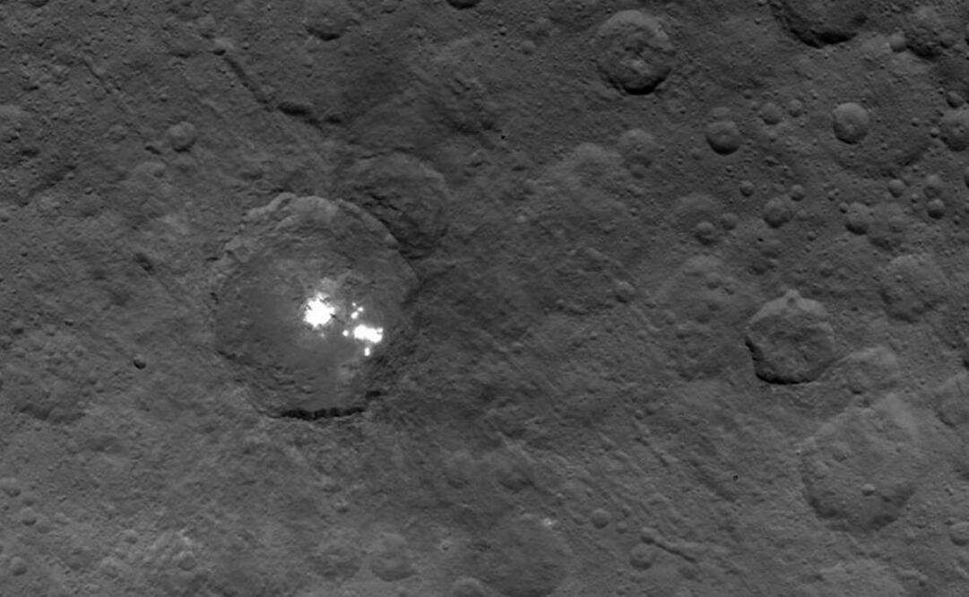 En las imágenes se pueden ver con claridad los puntos brillantes. Foto: NASA