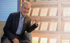 La sonrisa que casi borró a César Roel