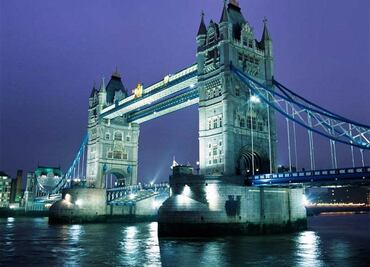 América Móvil firma convenio con subsidiaria de Grupo Elektra