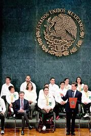 Instruye Peña Nieto a igualar etímulos