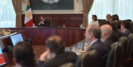 Peña pide disciplina presupuestaria a gabinete