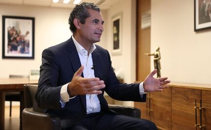 Ochoa Reza se reúne con corrientes disidentes del PRI