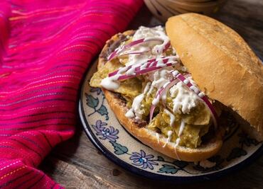 Crean la guachilotorta en CDMX y se vuelve viral