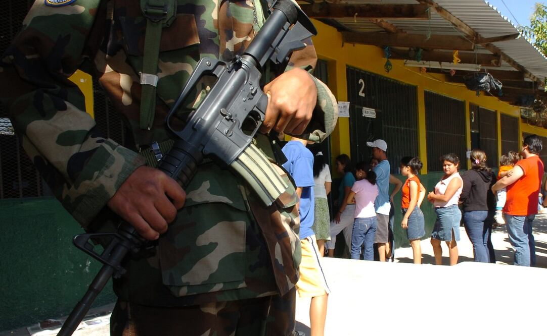 Guatemala, El Salvador y Honduras no son tierra fértil para que Joaquín Guzmán Loera permanezca, considera el portavoz de las Fuerzas Armadas de Honduras, José Antonio Sánchez (ARCHIVO EL UNIVERSAL)