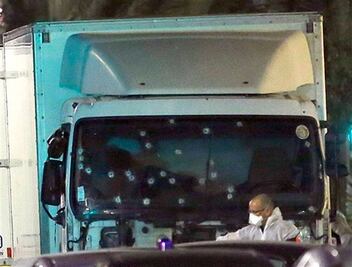 Suman 84 muertos tras ataque en Niza