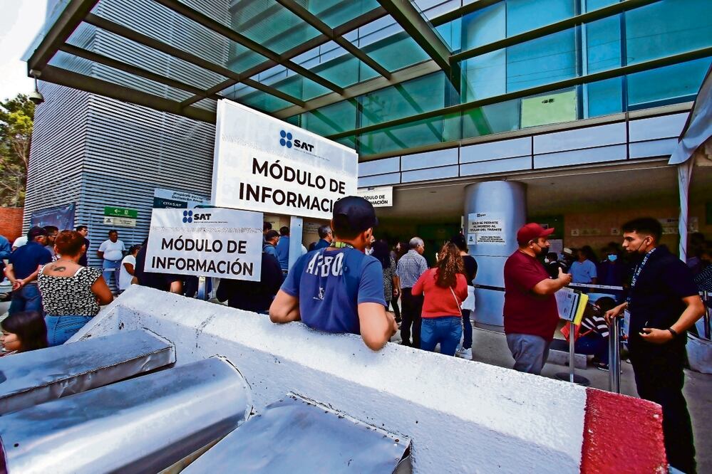 Analistas consideran que el mayor gasto en programas sociales y para proyectos insignia seguirá sustentándose en la eficiencia recaudatoria. Foto: Archivo / EL UNIVERSAL