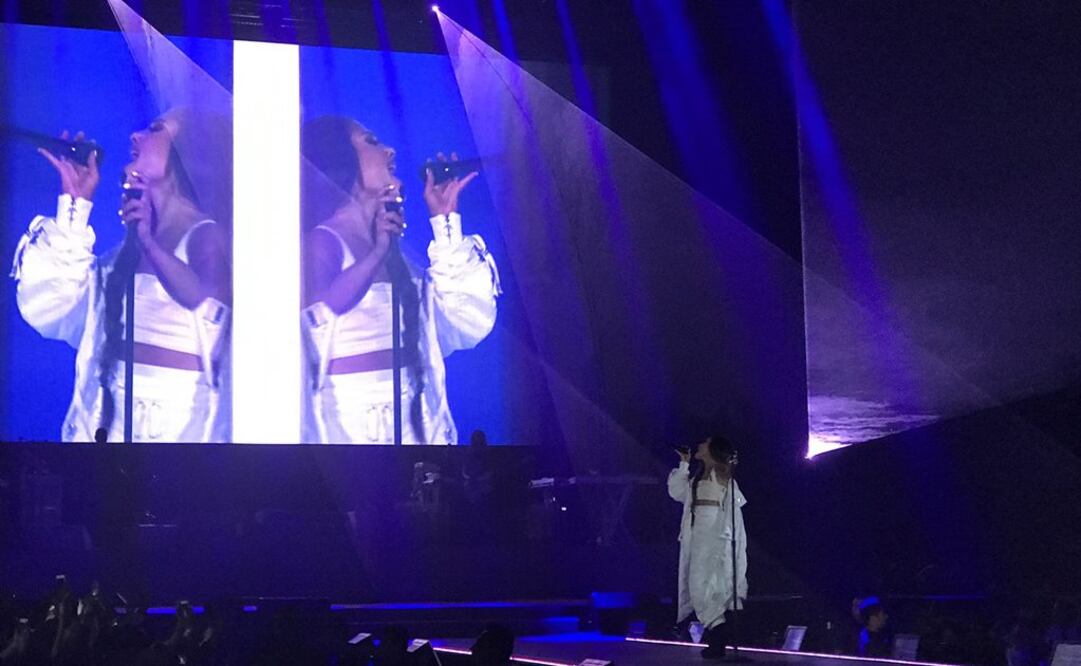 La artista estadounidense apareció en el escenario alrededor de las 21:40 horas para interpretar sus éxitos. (Rafael Villalobos/EL UNIVERSAL)