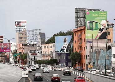 Fuertes lluvias derriban al año 15 anuncios publicitarios