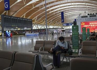 EU aplica ley "ojo por ojo" a China y cancela 44 vuelos del país asiático por Covid-19