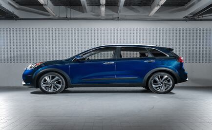 KIA comercializará un vehículo híbrido en México