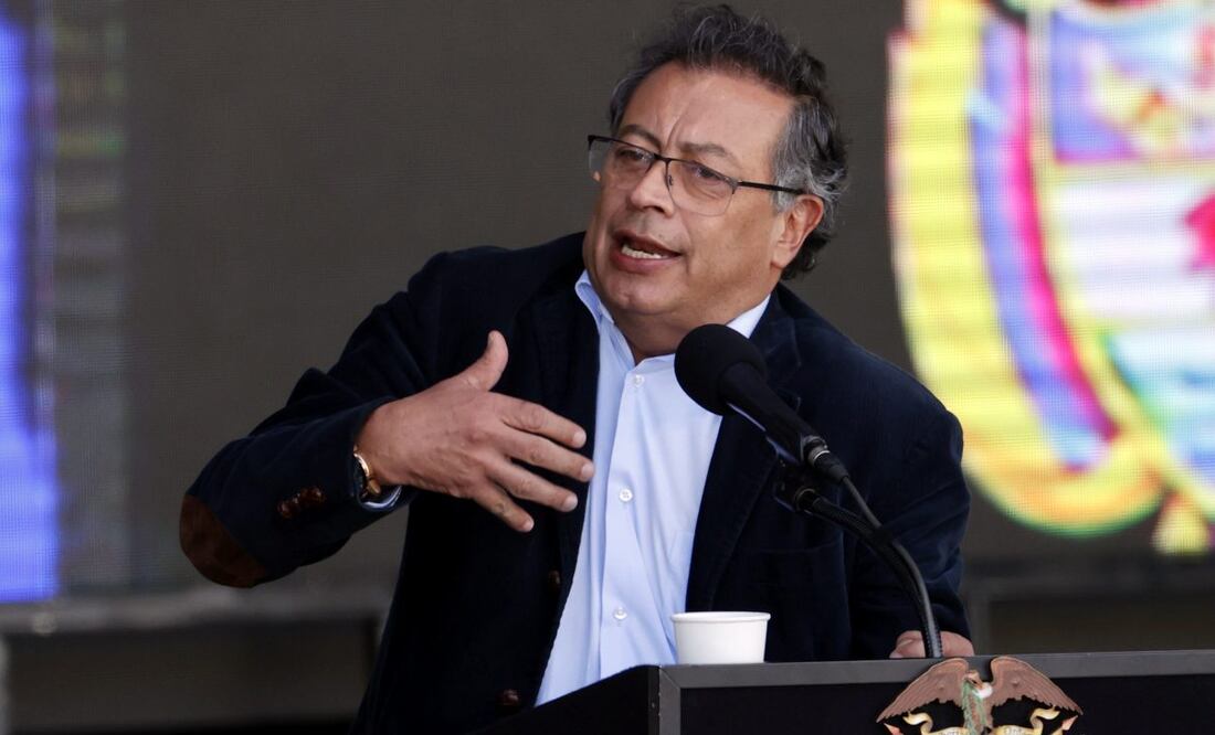 Petro pide a Noboa "entregar las actas" de su reelección en Ecuador. Foto: EFE