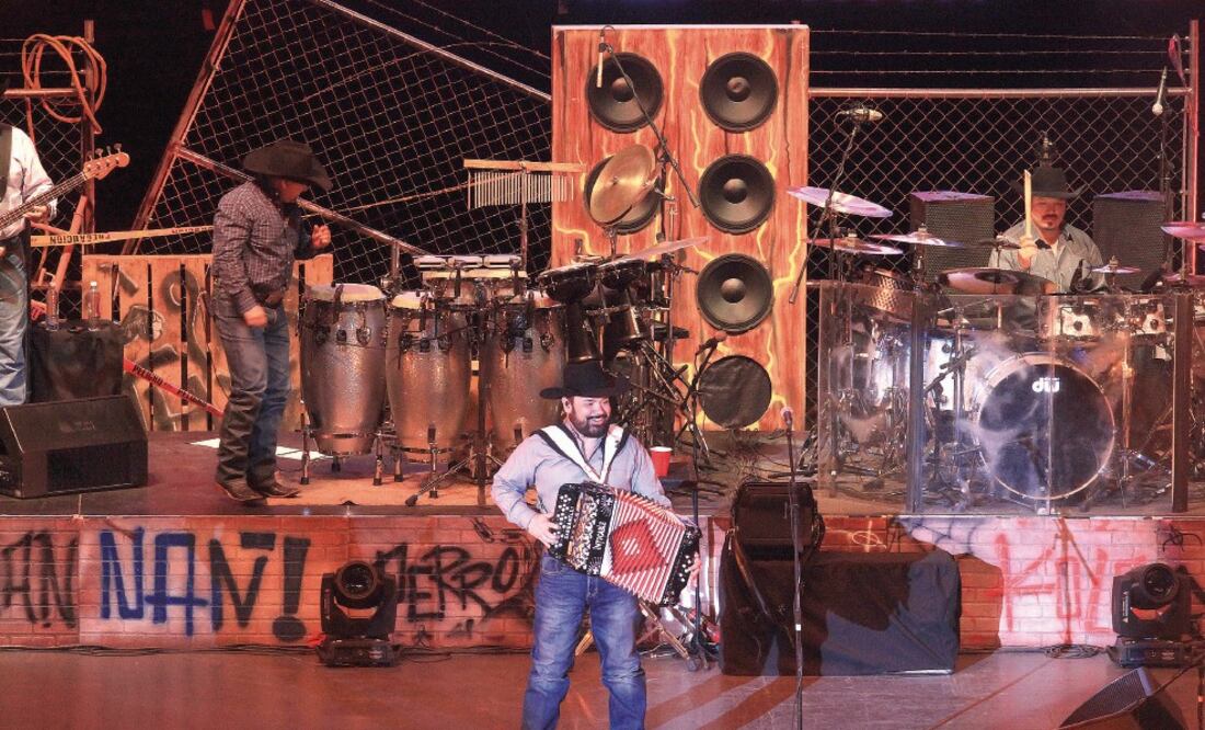 Como agrupación siguen la regla de ser honestos con su música, por eso no cantan narcocorridos