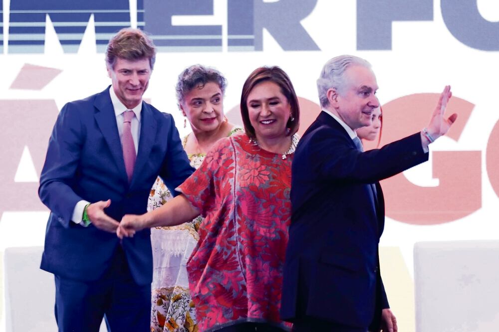 Los cuatro contendientes por la candidatura de la oposición evitaron atacarse y llamaron a la unidad para demostrar que el Frente “es el faro de esperanza que México necesita”. Foto: Diego Simón / EL UNIVERSAL