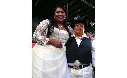 Parejas homosexuales realizan boda simbólica en Baja California 