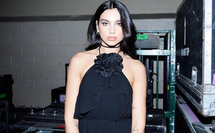 Dua Lipa nos enseña cómo llevar los pantalones cargo