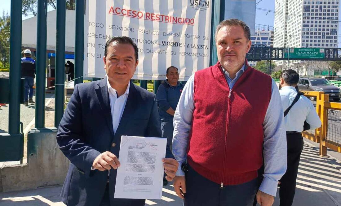 Diputados panistas Federico Döring y Héctor Saúl Téllez. Foto: Enrique Gómez/EL UNIVERSAL