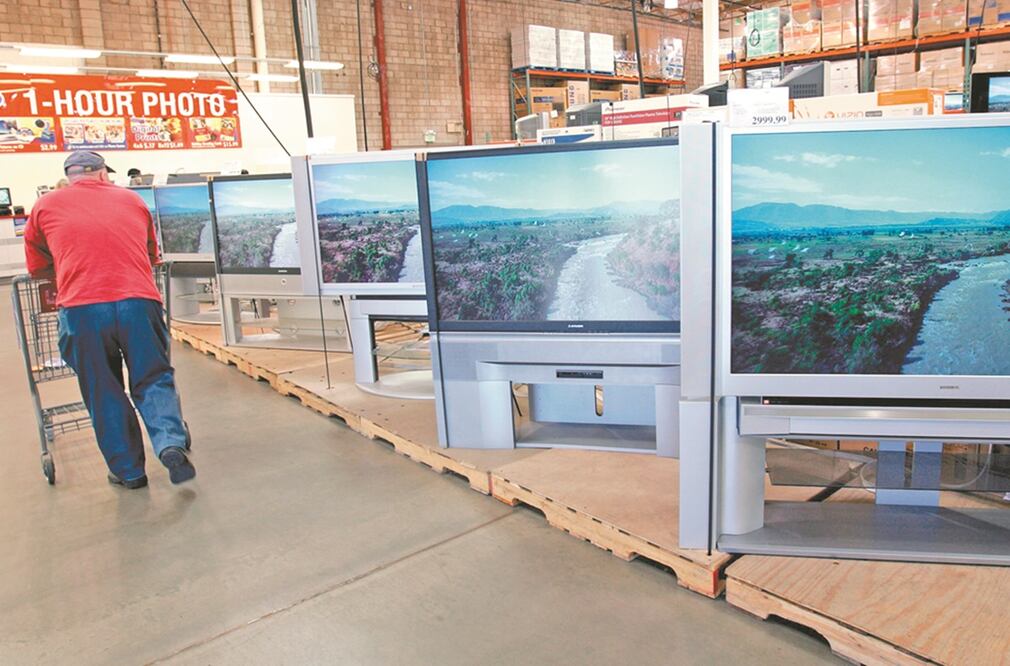El consumo de artículos suntuosos se redujo ante la pérdida de empleos. Foto: ARCHIVO EL UNIVERSAL