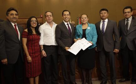 Registran PRI, PVEM, Panal y PES coalición en Edomex