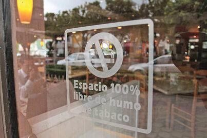 Morena propone que transporte privado sea 100% libre de humo de tabaco