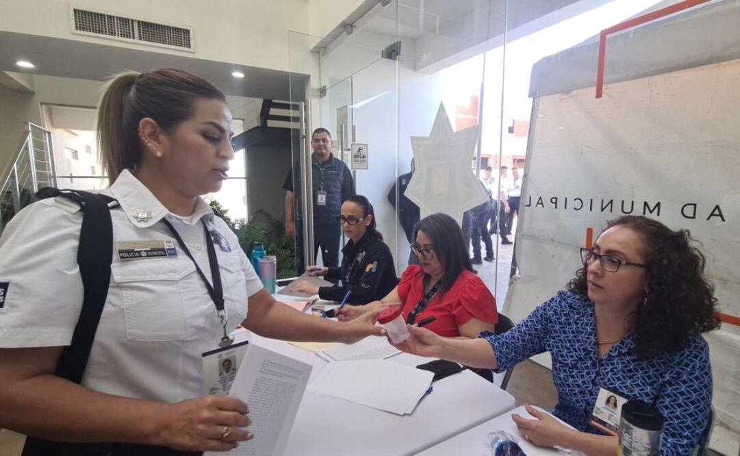 El proceso de renovación de la portación de arma de fuego se realiza cada dos años, se practica por peritos de la Fiscalía General de Justicia del Estado (FGJE) de Sonora e inmediatamente la prueba tiene fe por parte de un notario. Foto: Especial