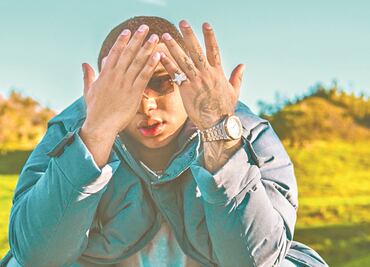 Eix compone contra los celos