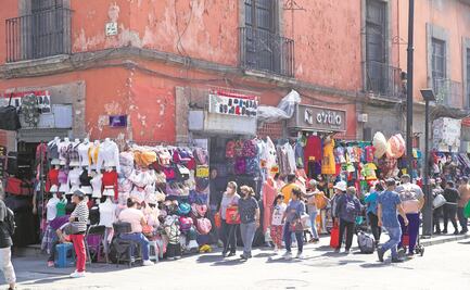 Alistan tres plazas para ambulantes del Centro