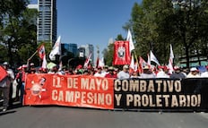 CNTE marcha rumbo al Zócalo de la CDMX y amaga con huelga nacional; piden diálogo con Sheinbaum