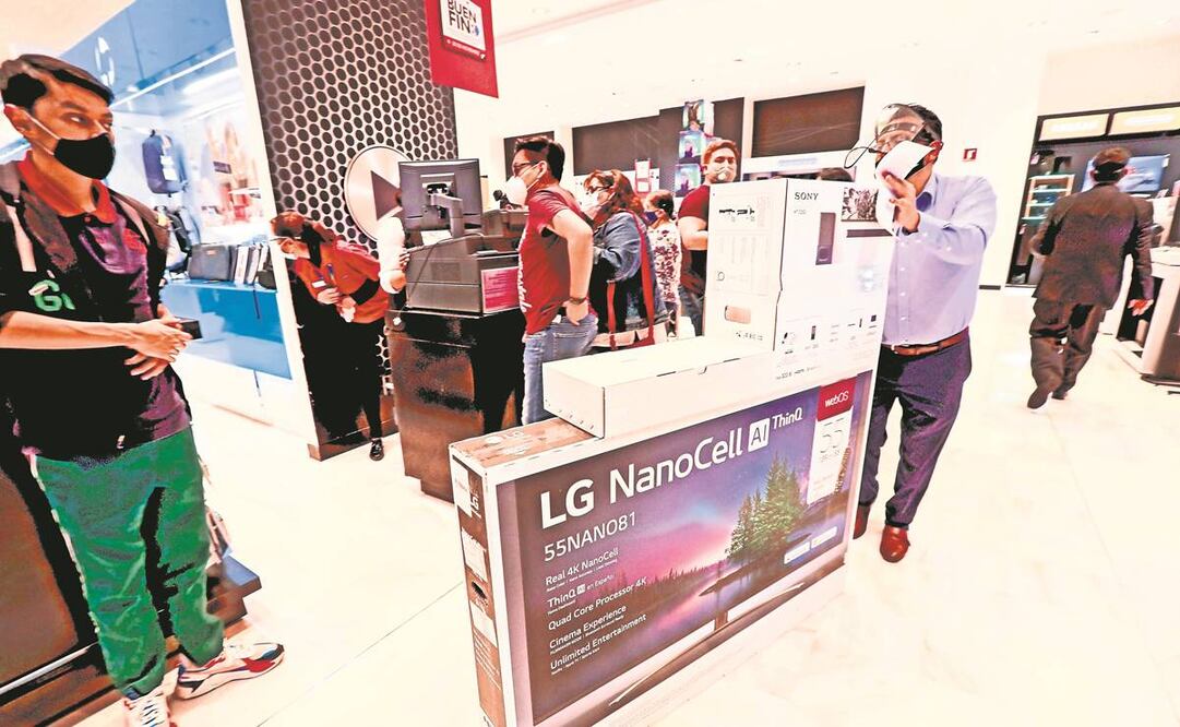 Investigación del Instituto Belisario Domínguez destaca que la recaudación también disminuirá por concepto de IEPS. FOTO: ARCHIVO EL UNIVERSAL