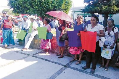 Protestan por falta de medicinas en el IMSS