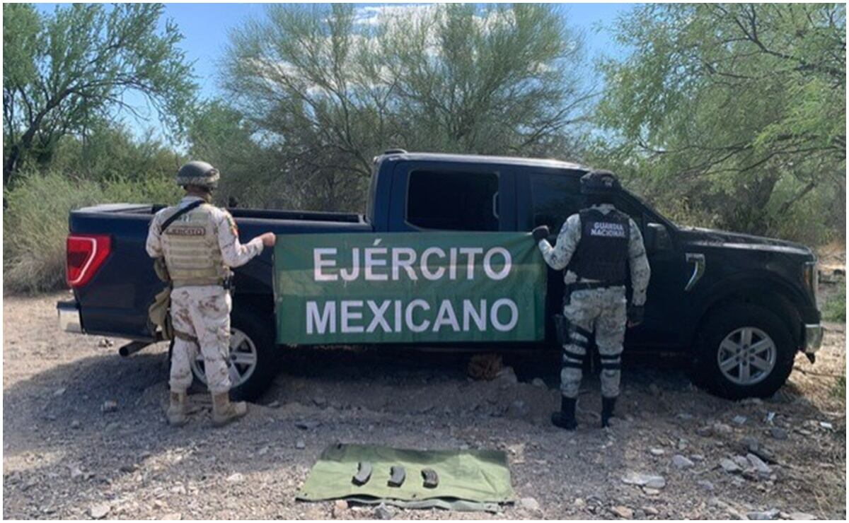 Tras un operativo de búsqueda, las fuerzas de seguridad aseguraron el vehículo de los probables criminales. Foto: Especial
